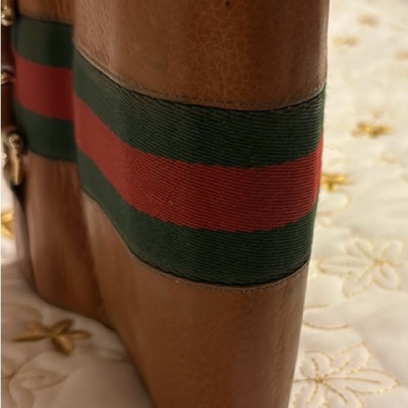GUCCI EUC VINTAGE WALLET - Picture 3 of 4